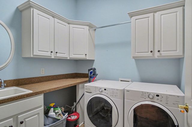 18202 Lost Creek Lane, Spring Lake, MI 49456