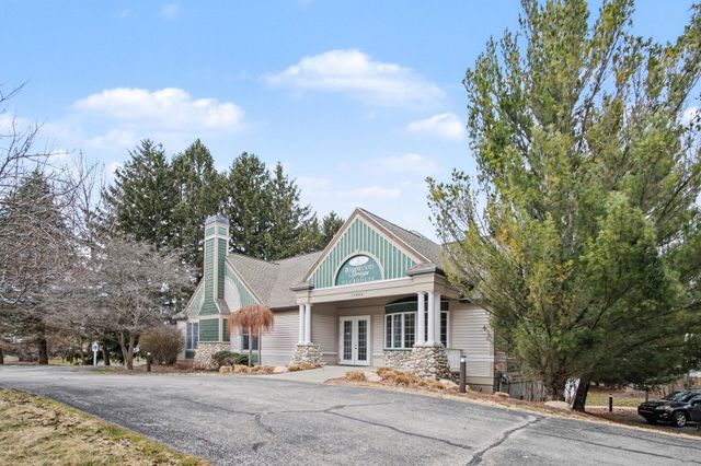 18202 Lost Creek Lane, Spring Lake, MI 49456