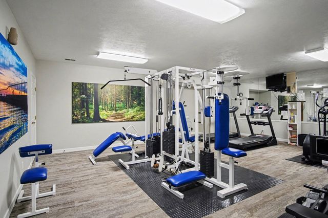 18202 Lost Creek Lane, Spring Lake, MI 49456