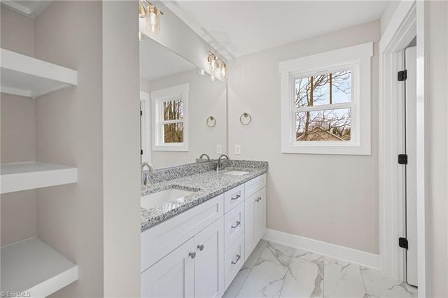 4308 Old Lexington Road, Winston-salem, NC 27107