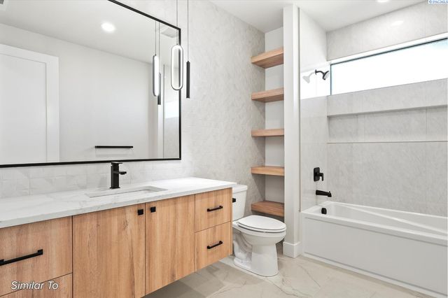 7541 W 22nd Place, Kennewick, WA 99337