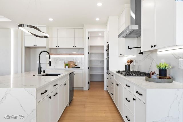 7541 W 22nd Place, Kennewick, WA 99337