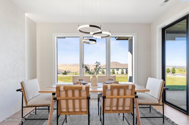 7541 W 22nd Place, Kennewick, WA 99337