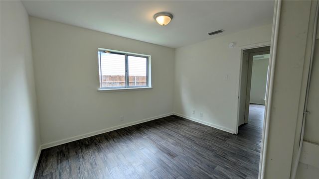 1320 Eastside Drive, Mesquite, TX 75149