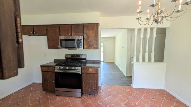 1320 Eastside Drive, Mesquite, TX 75149