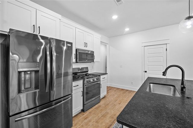 908 S Sparrow Street, Siloam Springs, AR 72761