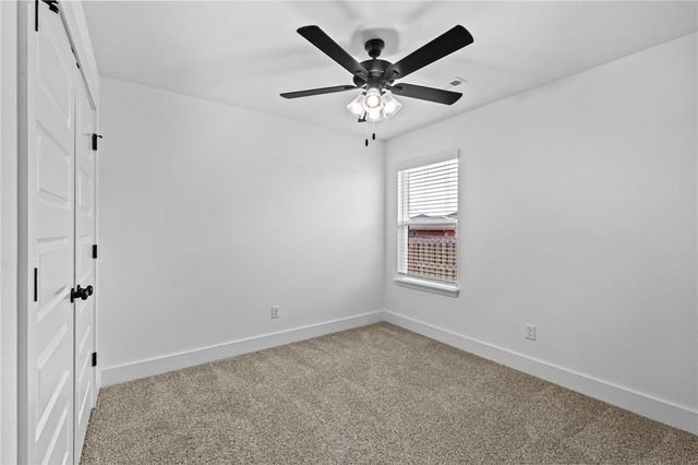 908 S Sparrow Street, Siloam Springs, AR 72761