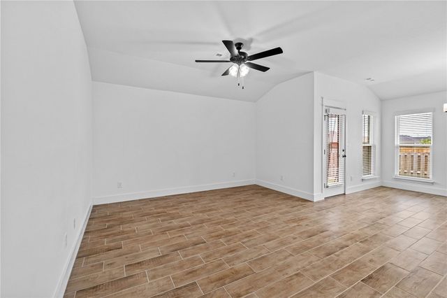 908 S Sparrow Street, Siloam Springs, AR 72761