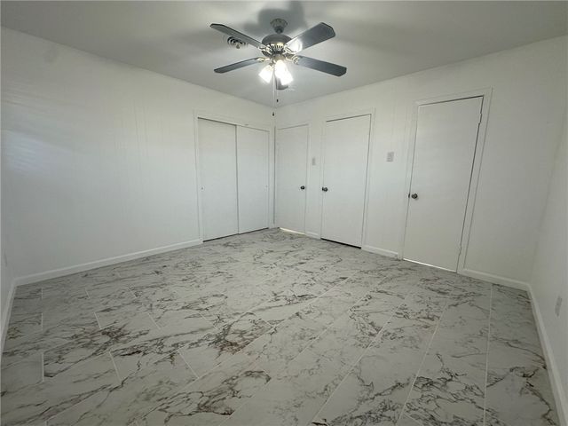 136 Daniel Moore St, Portland, TX 78374