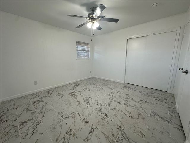 136 Daniel Moore St, Portland, TX 78374