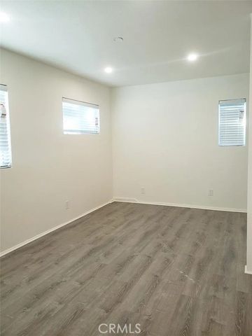 4943 Rosemont, La Crescenta, CA 91214