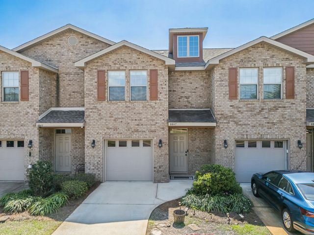 8847 Brown Pelican Circle, Navarre, FL 32566