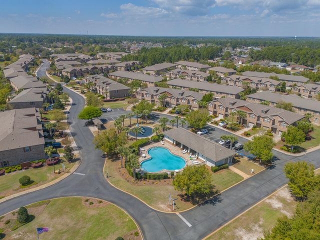 8847 Brown Pelican Circle, Navarre, FL 32566