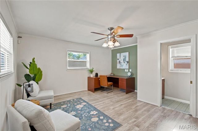 6533 Tholozan Avenue, St Louis, MO 63109