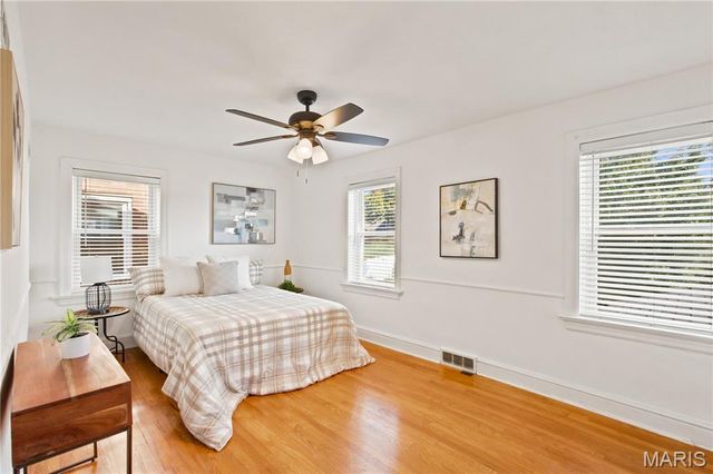 6533 Tholozan Avenue, St Louis, MO 63109