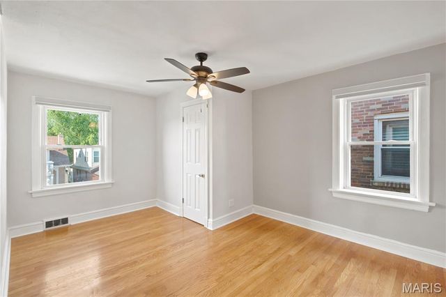 6533 Tholozan Avenue, St Louis, MO 63109