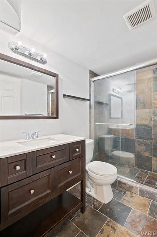 6533 Tholozan Avenue, St Louis, MO 63109