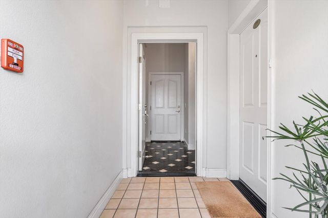 772 McClelland Dr, Windsor, CA 95492