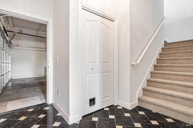 772 McClelland Dr, Windsor, CA 95492