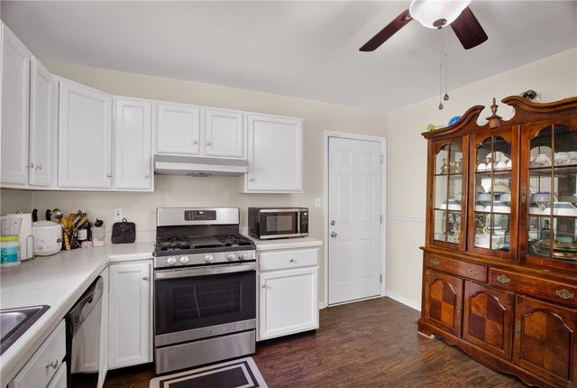 59 Hartl Ln, Baldwin Boro, PA 15227