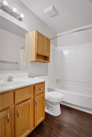 59 Hartl Ln, Baldwin Boro, PA 15227