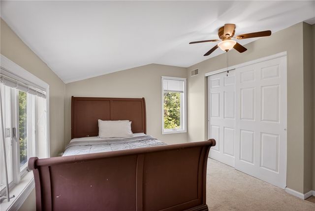 59 Hartl Ln, Baldwin Boro, PA 15227