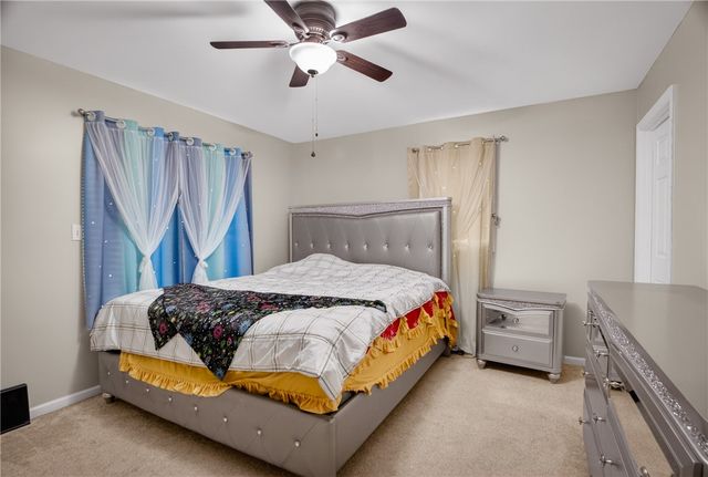 59 Hartl Ln, Baldwin Boro, PA 15227