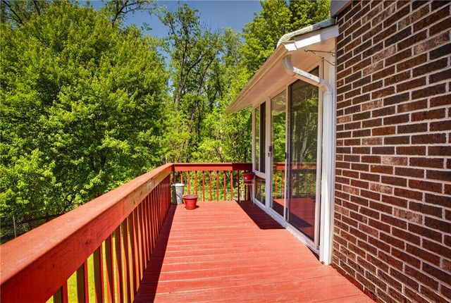 59 Hartl Ln, Baldwin Boro, PA 15227