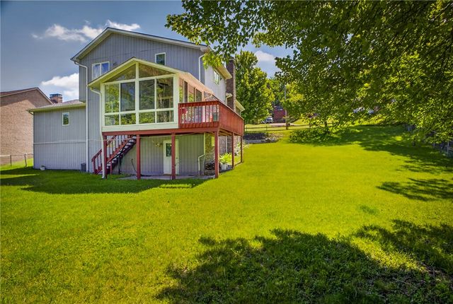 59 Hartl Ln, Baldwin Boro, PA 15227