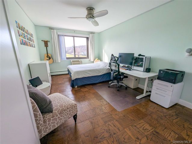 100 E Hartsdale Avenue 4JE, Hartsdale, NY 10530