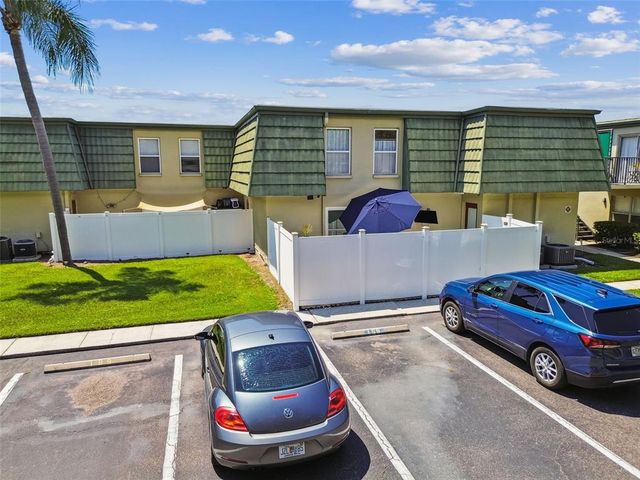 1799 N HIGHLAND AVENUE 169, Clearwater, FL 33755