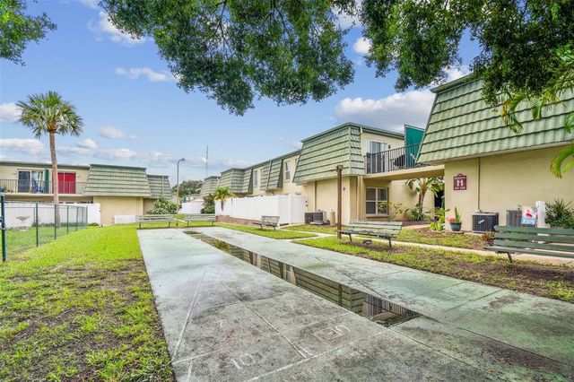 1799 N HIGHLAND AVENUE 169, Clearwater, FL 33755