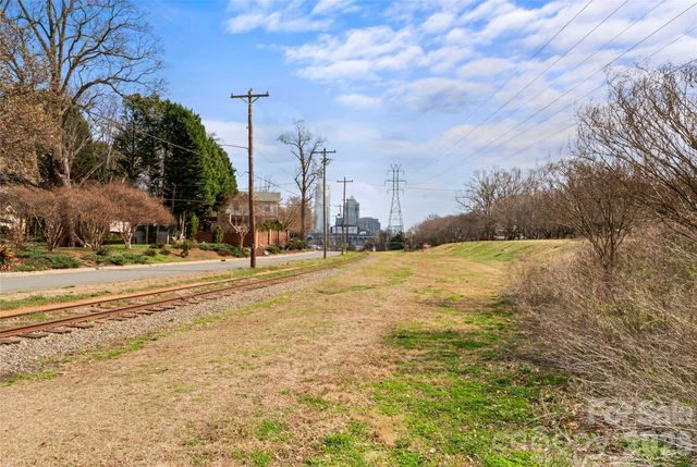 343 Hurston Circle, Charlotte, NC 28208