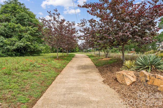 343 Hurston Circle, Charlotte, NC 28208