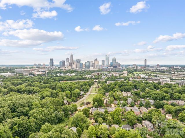 343 Hurston Circle, Charlotte, NC 28208