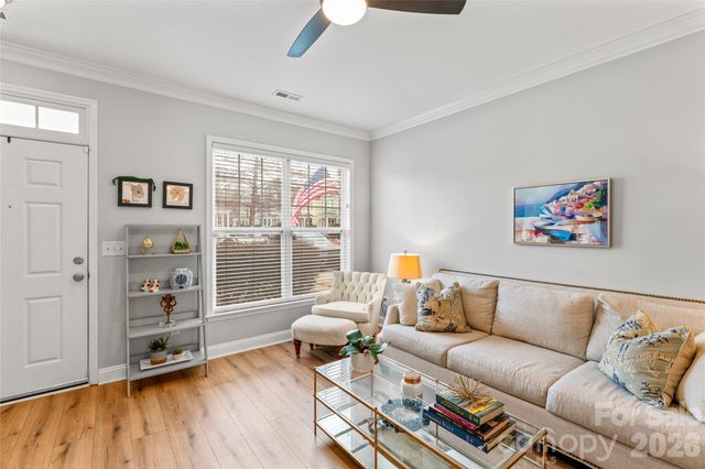 343 Hurston Circle, Charlotte, NC 28208