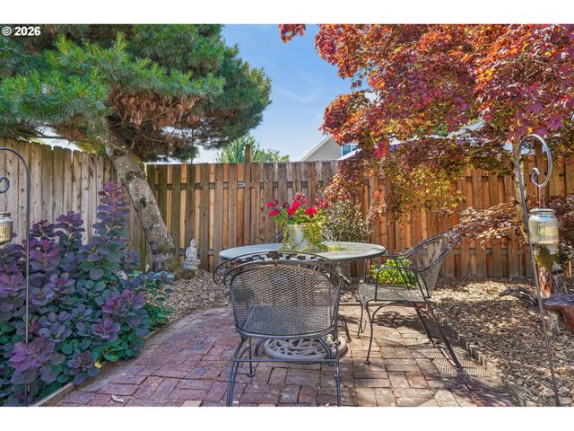 20840 Sw JAY St, Beaverton, OR 97003