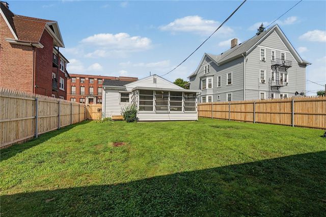 348 Park Place, Woonsocket, RI 02895