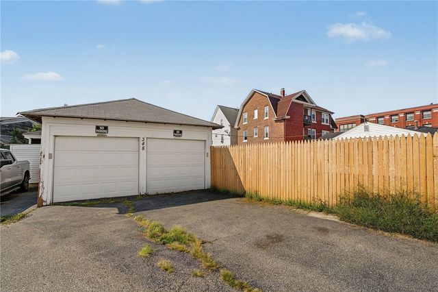 348 Park Place, Woonsocket, RI 02895
