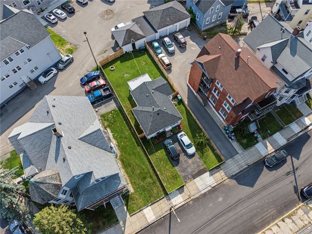 348 Park Place, Woonsocket, RI 02895
