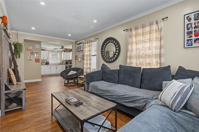 348 Park Place, Woonsocket, RI 02895
