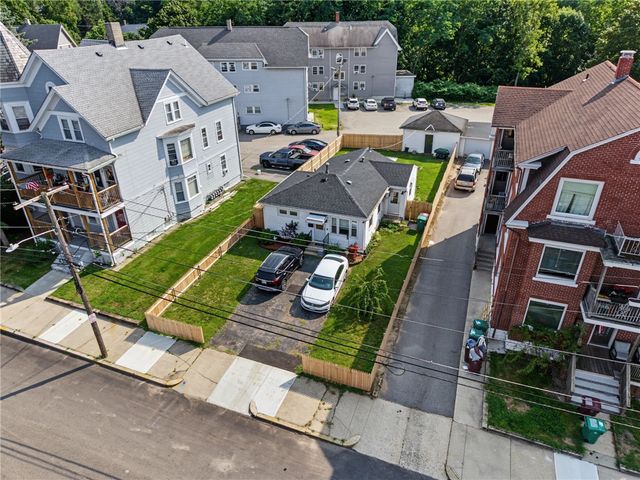348 Park Place, Woonsocket, RI 02895