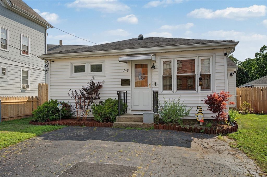 348 Park Place, Woonsocket, RI 02895