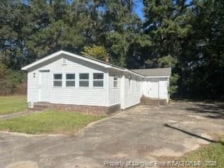 1886 McNeill Farm Road, Raeford, NC 28376