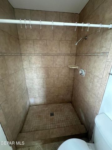 2901 Beachcomber Avenue B, El Paso, TX 79936