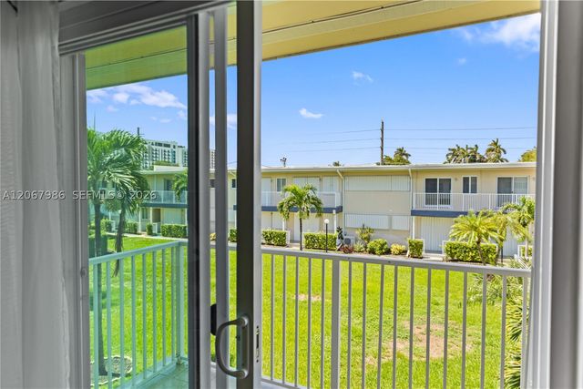 223 S Federal Hwy 60, Dania Beach, FL 33004