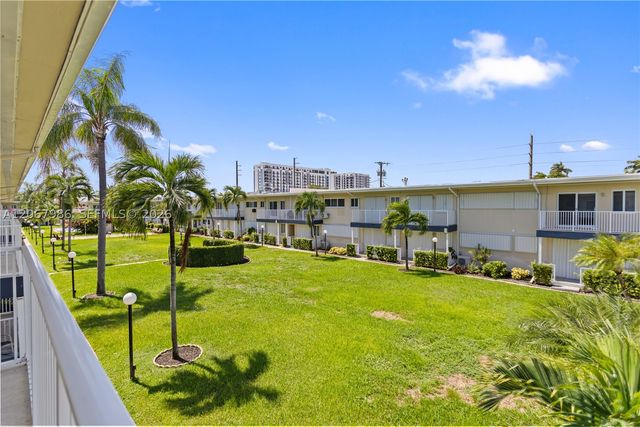 223 S Federal Hwy 60, Dania Beach, FL 33004