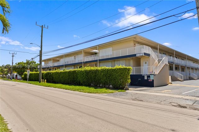 223 S Federal Hwy 60, Dania Beach, FL 33004