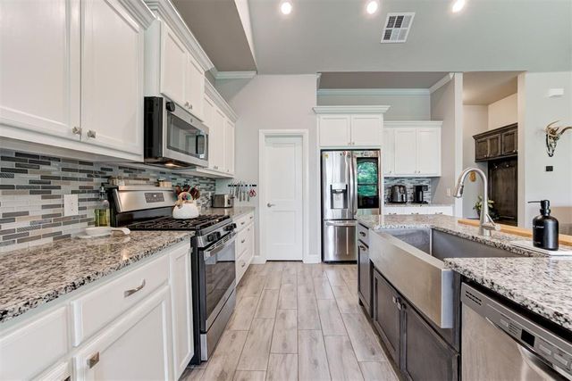8751 Overlook Drive, Guthrie, OK 73044