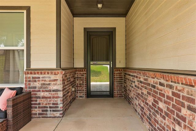 8751 Overlook Drive, Guthrie, OK 73044